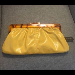 The Limited Clutch NWT